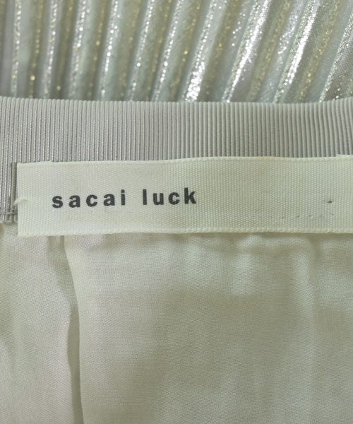 sacai luck กระโปรงยาวถึงเข่า