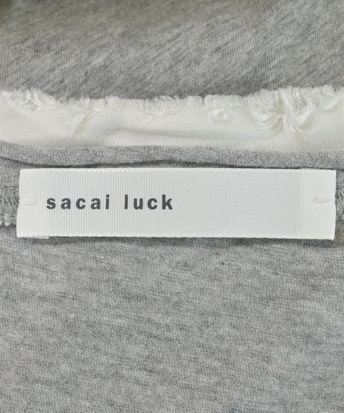 sacai luck เสื้อยืด/เสื้อท็อปส์