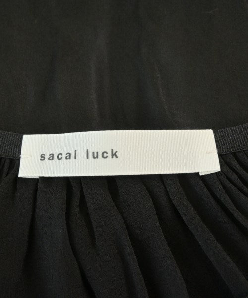 sacai luck เสื้อกันหนาว