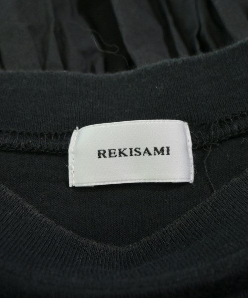 REKISAMI เสื้อยืด/เสื้อท็อปส์