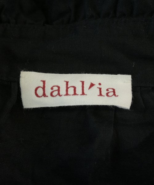 Dahl'ia เสื้อสตรี