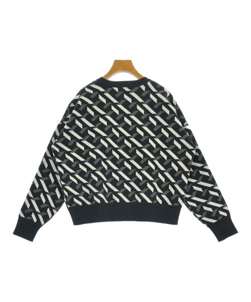 LOVELESS เสื้อกันหนาว
