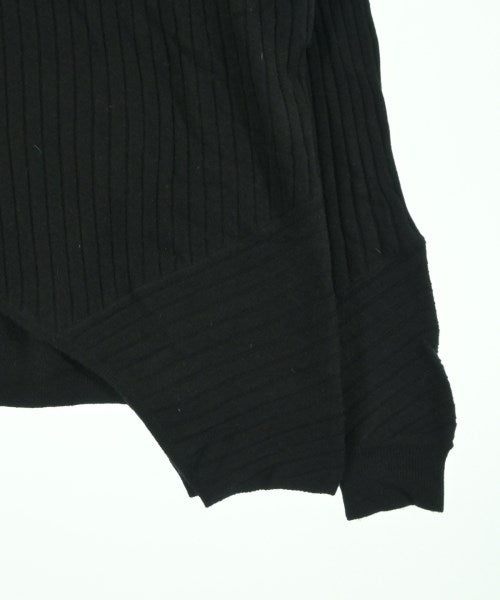 LOVELESS เสื้อกันหนาว