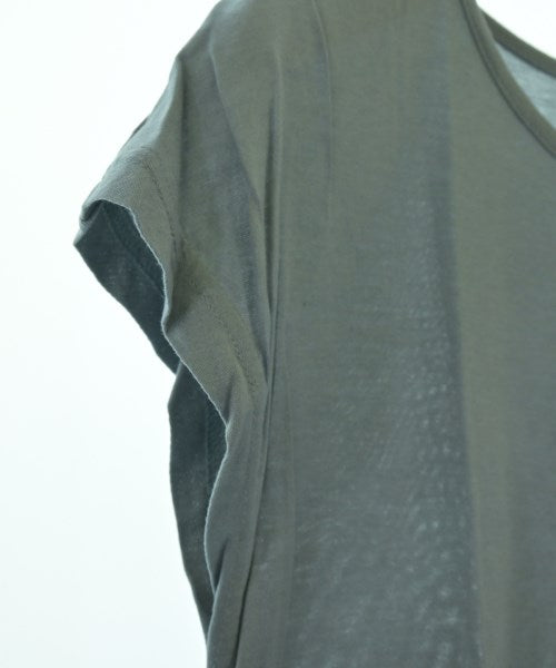 Sally Scott เสื้อยืด/เสื้อท็อปส์