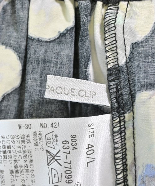 OPAQUE กระโปรงยาวถึงเข่า