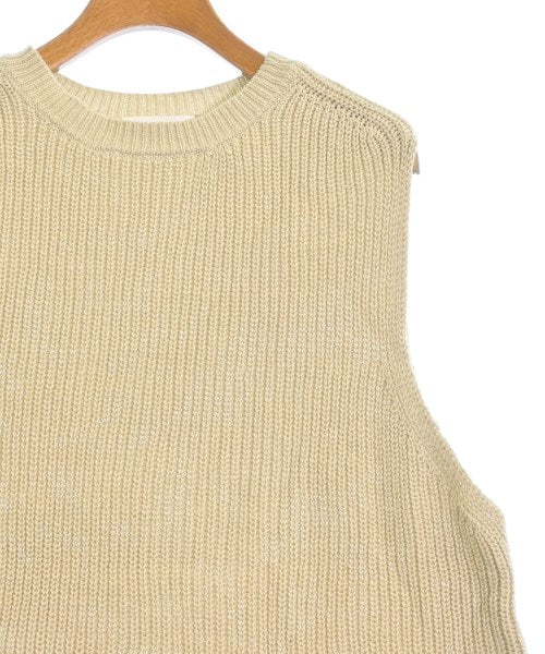 Kagure เสื้อแขนกุด