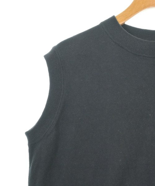 Kagure เสื้อแขนกุด