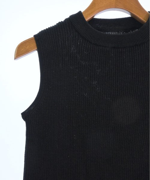 FREE'S MART เสื้อกันหนาว