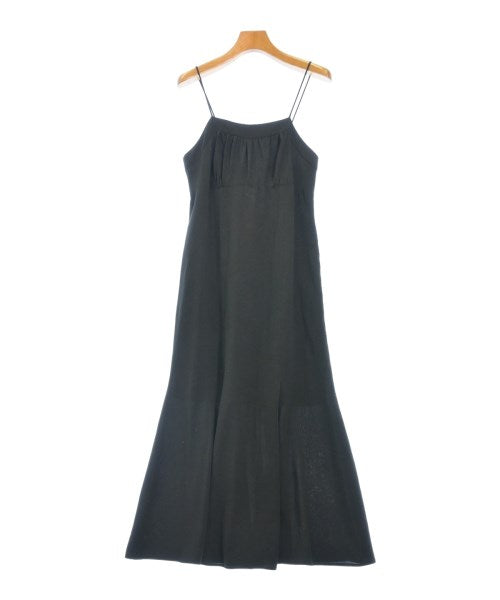 FREE'S MART ชุดเดรส