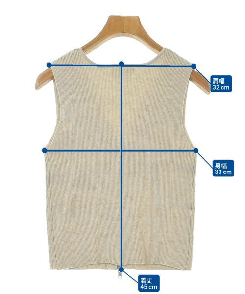 FREE'S MART เสื้อกั๊ก