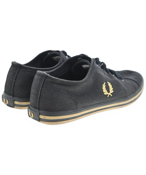 FRED PERRY รองเท้าผ้าใบ