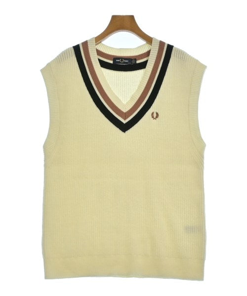 FRED PERRY เสื้อกั๊ก