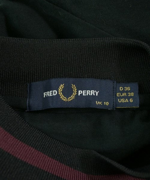 FRED PERRY เสื้อยืด/เสื้อท็อปส์