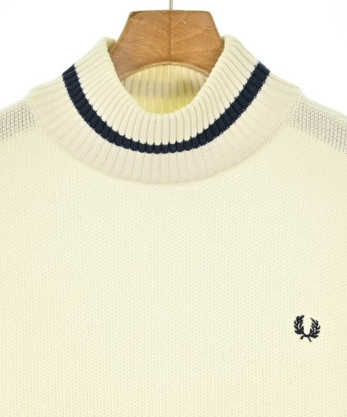 FRED PERRY เสื้อกันหนาว