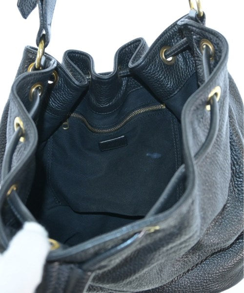 A.P.C. กระเป๋าถือ