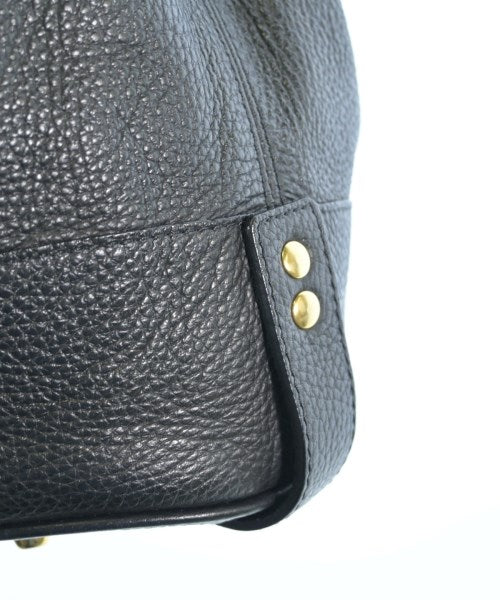 A.P.C. กระเป๋าถือ