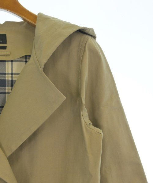 A.P.C. เสื้อกันฝน