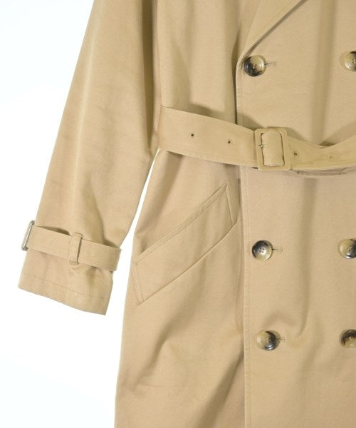 A.P.C. เสื้อกันฝน