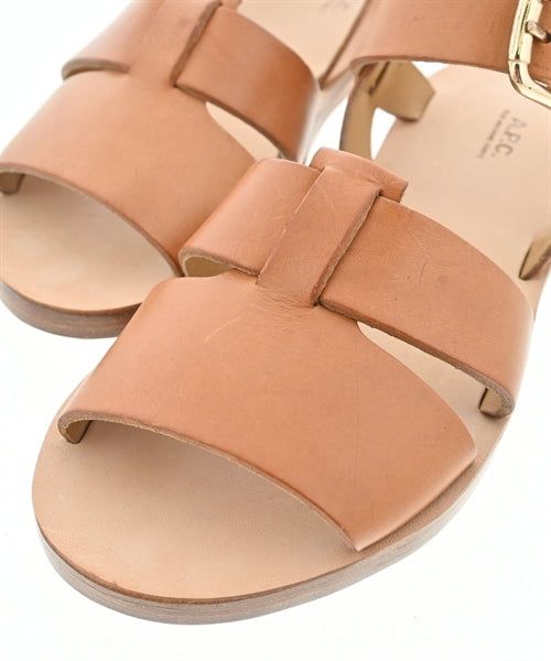 A.P.C. รองเท้าแตะ
