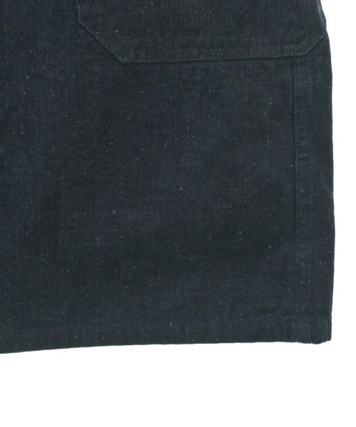 A.P.C. กระโปรงยาวถึงเข่า