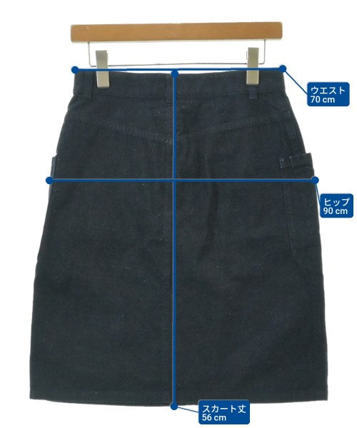 A.P.C. กระโปรงยาวถึงเข่า