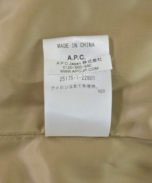 A.P.C. เสื้อกันฝน