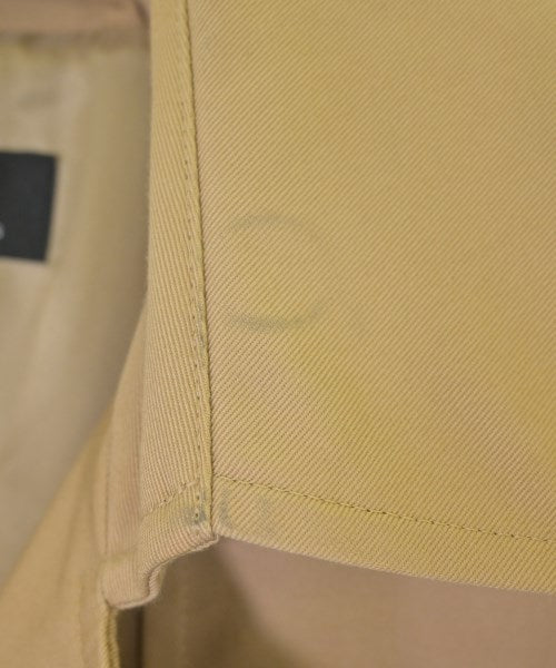 A.P.C. เสื้อกันฝน