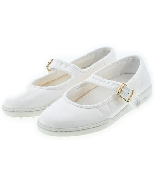 A.P.C. รองเท้าผ้าใบ