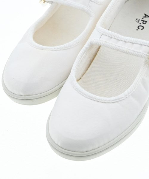 A.P.C. รองเท้าผ้าใบ