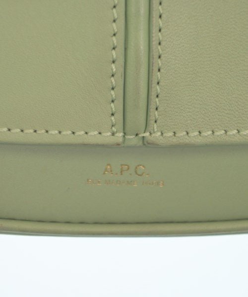 A.P.C. กระเป๋าสะพาย