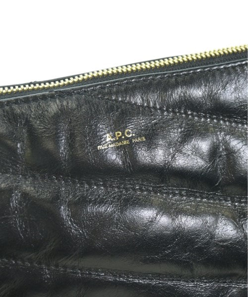 A.P.C. กระเป๋าสะพาย
