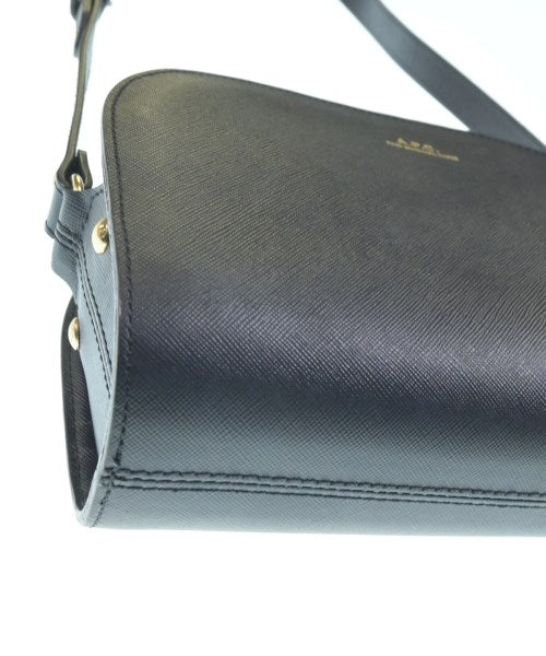 A.P.C. กระเป๋าสะพาย