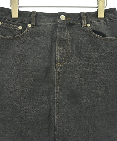 A.P.C. กระโปรงสั้น