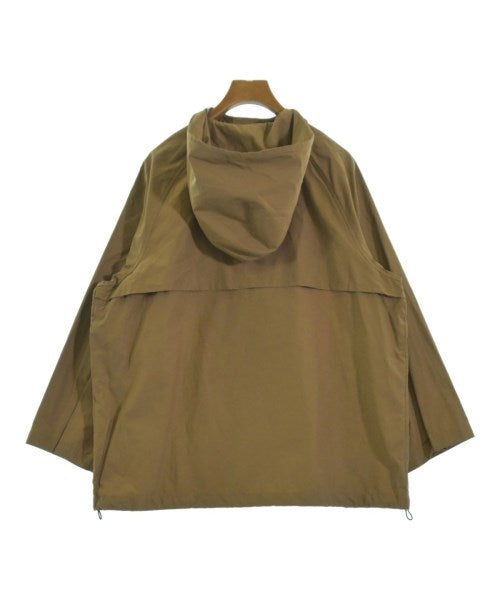 A.P.C. เสื้อพาร์กาภูเขา