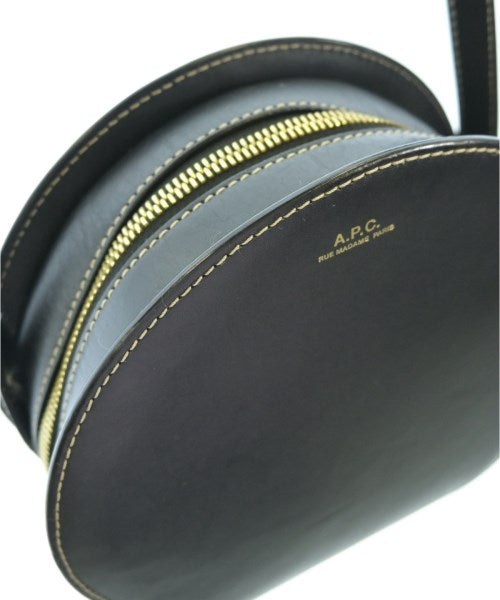 A.P.C. กระเป๋าสะพาย