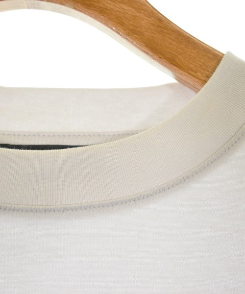 A.P.C. เสื้อยืด/เสื้อท็อปส์