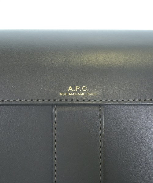 A.P.C. กระเป๋าสะพาย