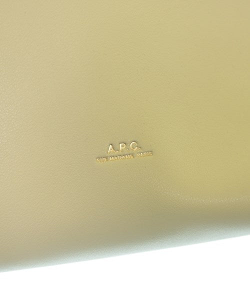 A.P.C. กระเป๋าสะพาย