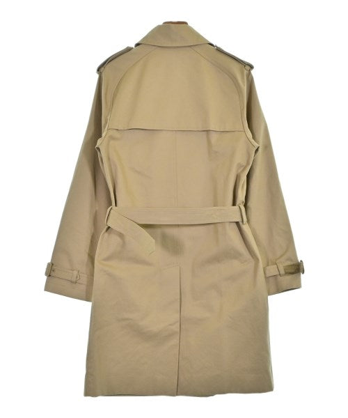 A.P.C. เสื้อกันฝน