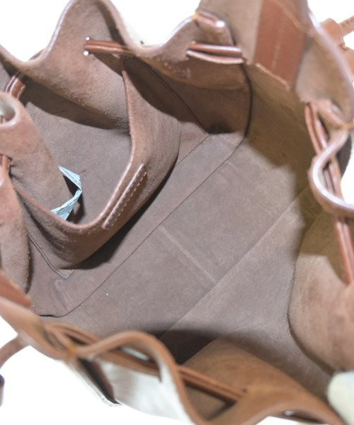 A.P.C. กระเป๋าสะพาย