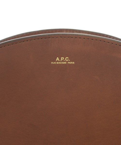 A.P.C. กระเป๋าสะพาย