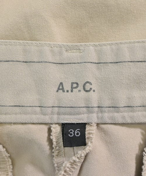 A.P.C. ชิโน่