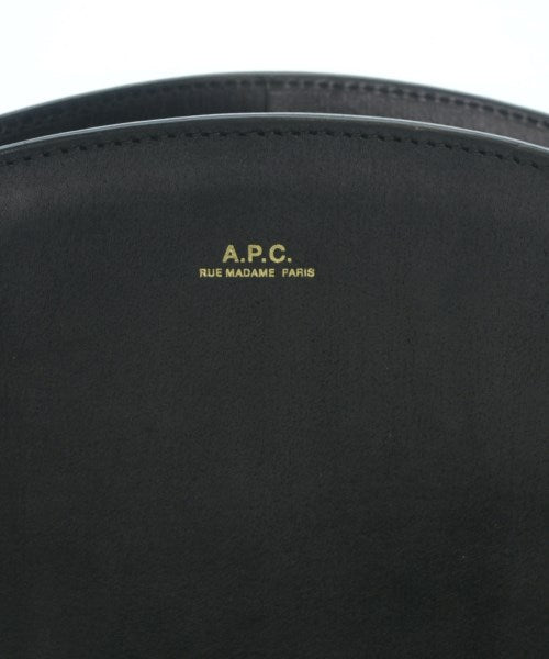 A.P.C. กระเป๋าสะพาย