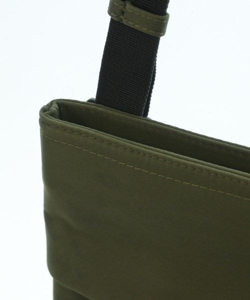 A.P.C. กระเป๋าสะพาย