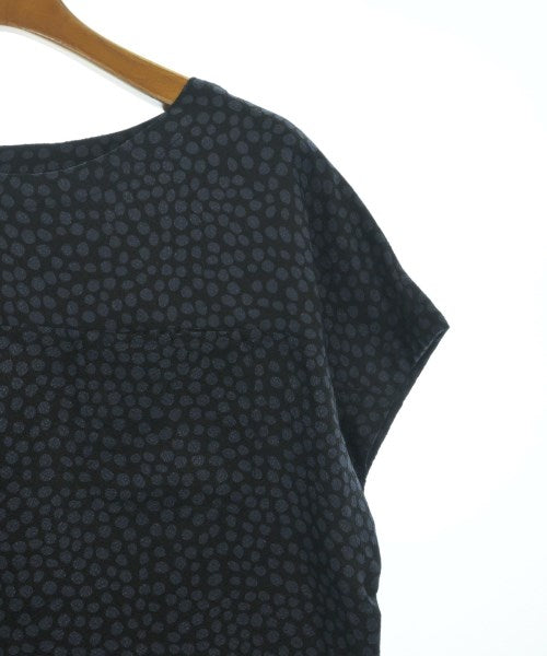 A.P.C. เสื้อสตรี