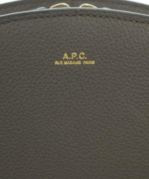 A.P.C. กระเป๋าสะพาย