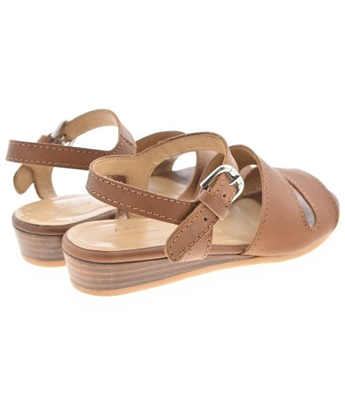 A.P.C. รองเท้าแตะ
