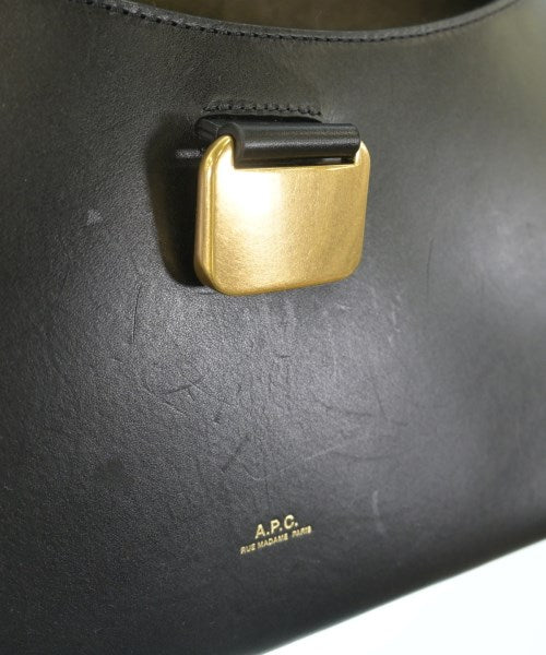 A.P.C. กระเป๋าสะพาย