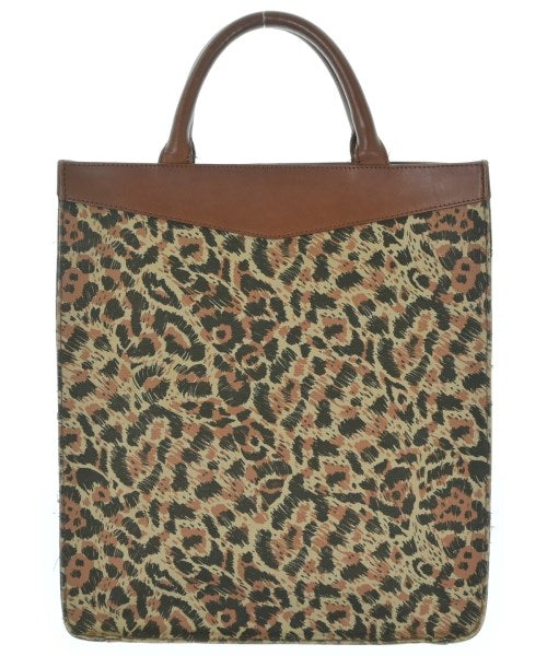A.P.C. กระเป๋าถือขนาดใหญ่