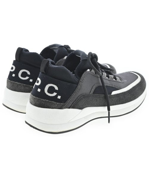 A.P.C. รองเท้าผ้าใบ